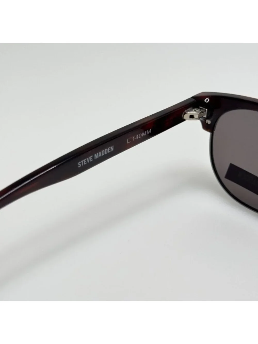 Steve Madden Sunglasses Donddi Tortoise 49-20-140
